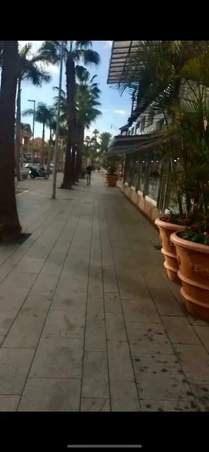 138 Los Angeles, Los Cristianos Close To The Ocean Apartment Spain